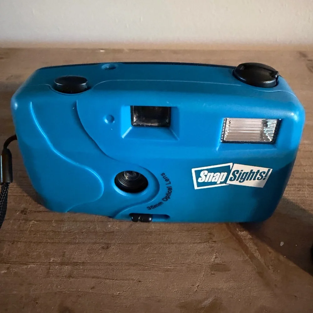 Blue Film‎ Camera
